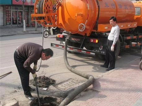 石河镇清掏化粪池，健康生活从这里开始